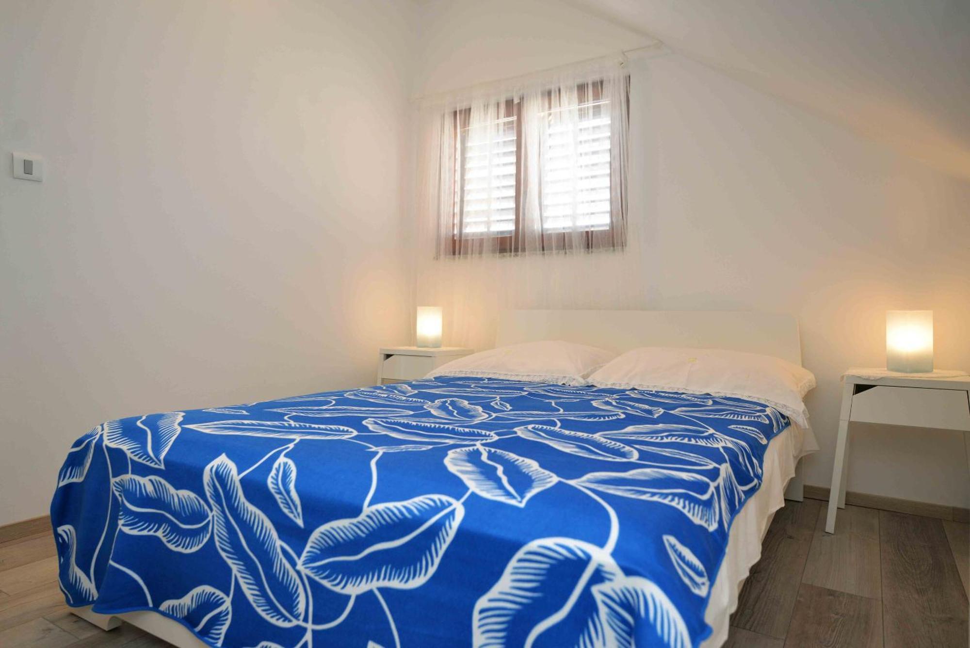 Apartments Mili - Near The Sea And The Centar Of Place Betina  Exterior foto